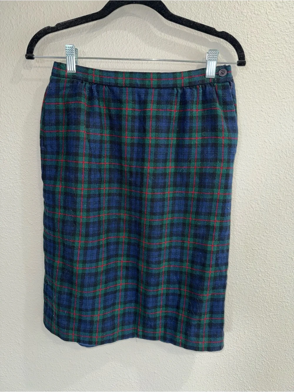 Vintage authentic Argyle Tartan Pendleton Plaid 100% virgin Wool Pencil Skirt 8